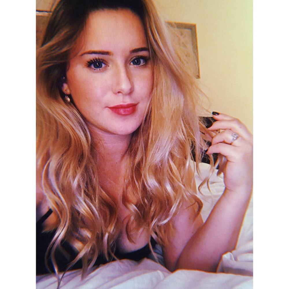 Meet your Posher, Courtney